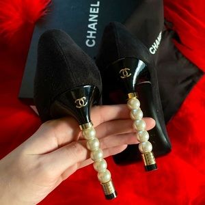 Chanel Pearl Stiletto Pumps